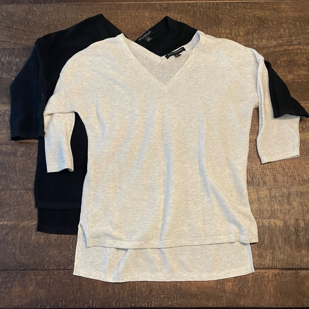 Banana Republic sweaters 3/4 sleeve. 2 pack, XS